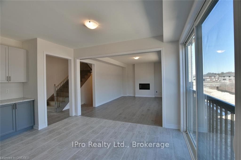 21 DEL RAY Crescent photo 14
