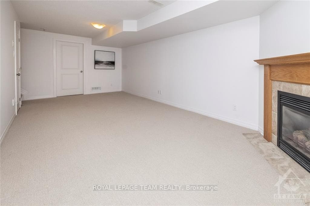 505 KNOTRIDGE Street photo 29