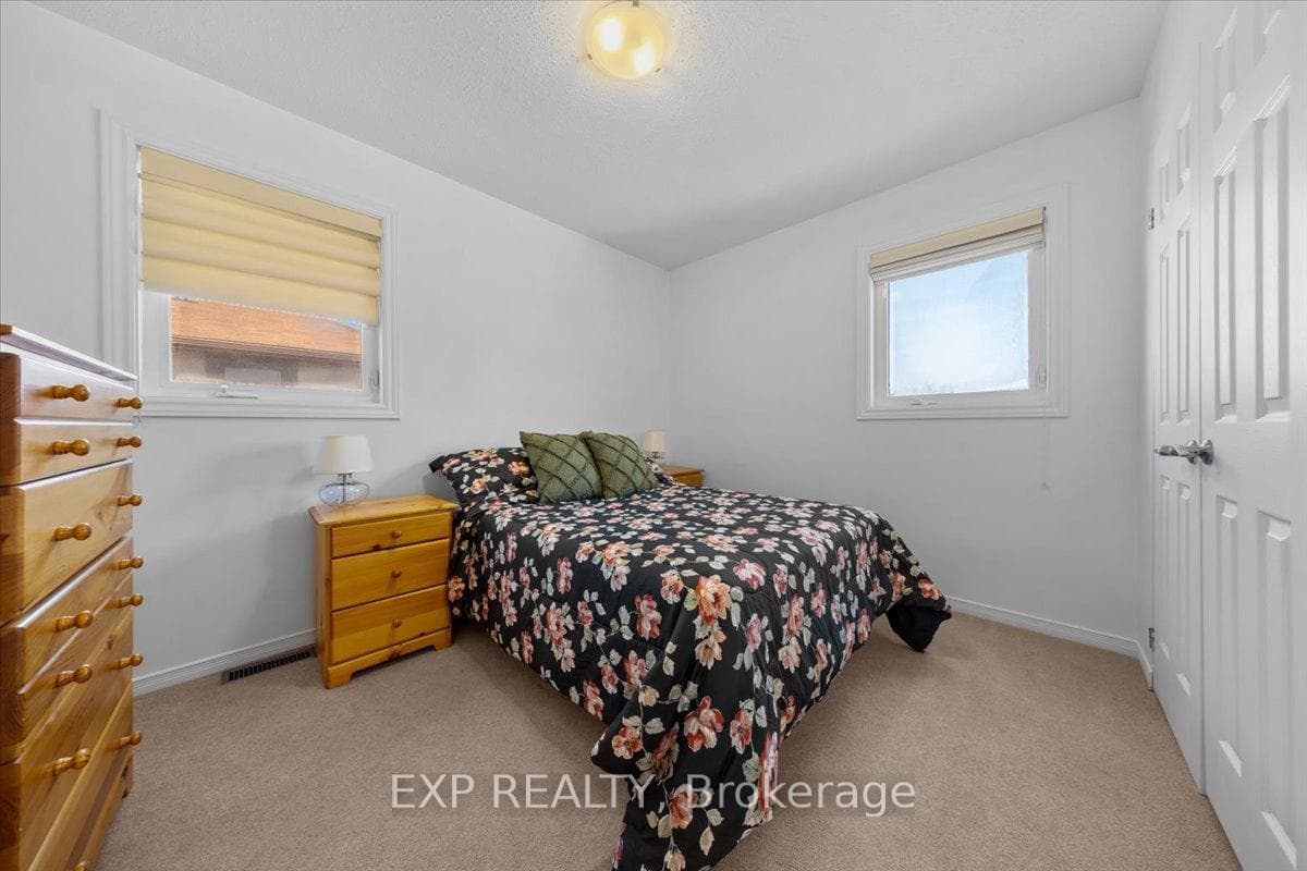 25 Cullen Court photo 26