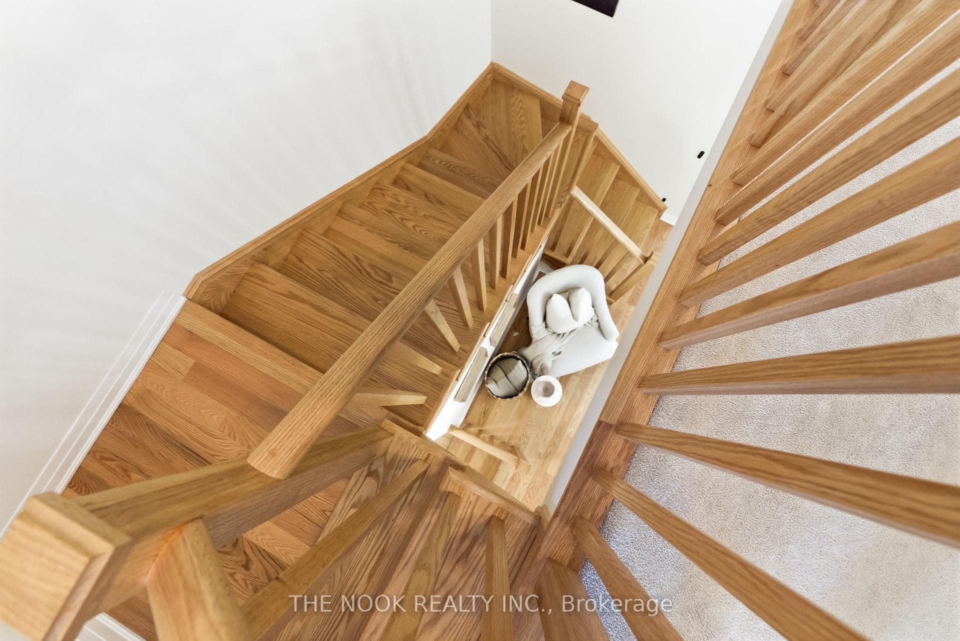 28 Fernridge Heights photo 44