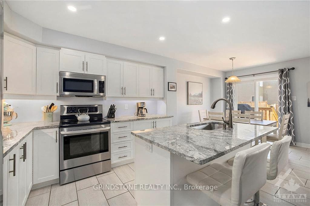 65 MORRIS Street photo 10