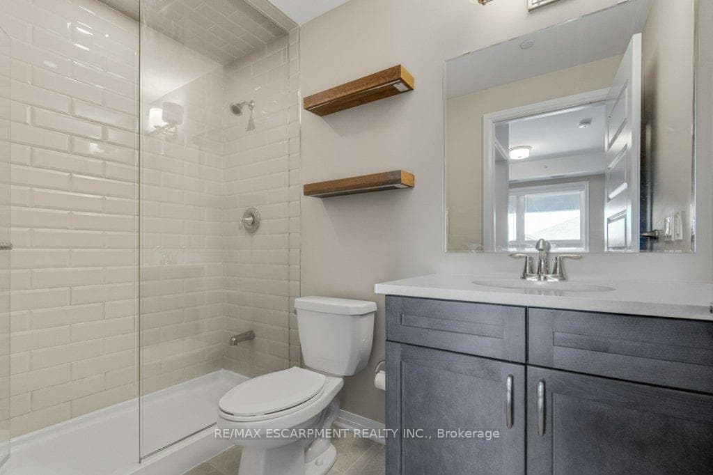 480 Gordon Krantz Avenue Unit 303 photo 21