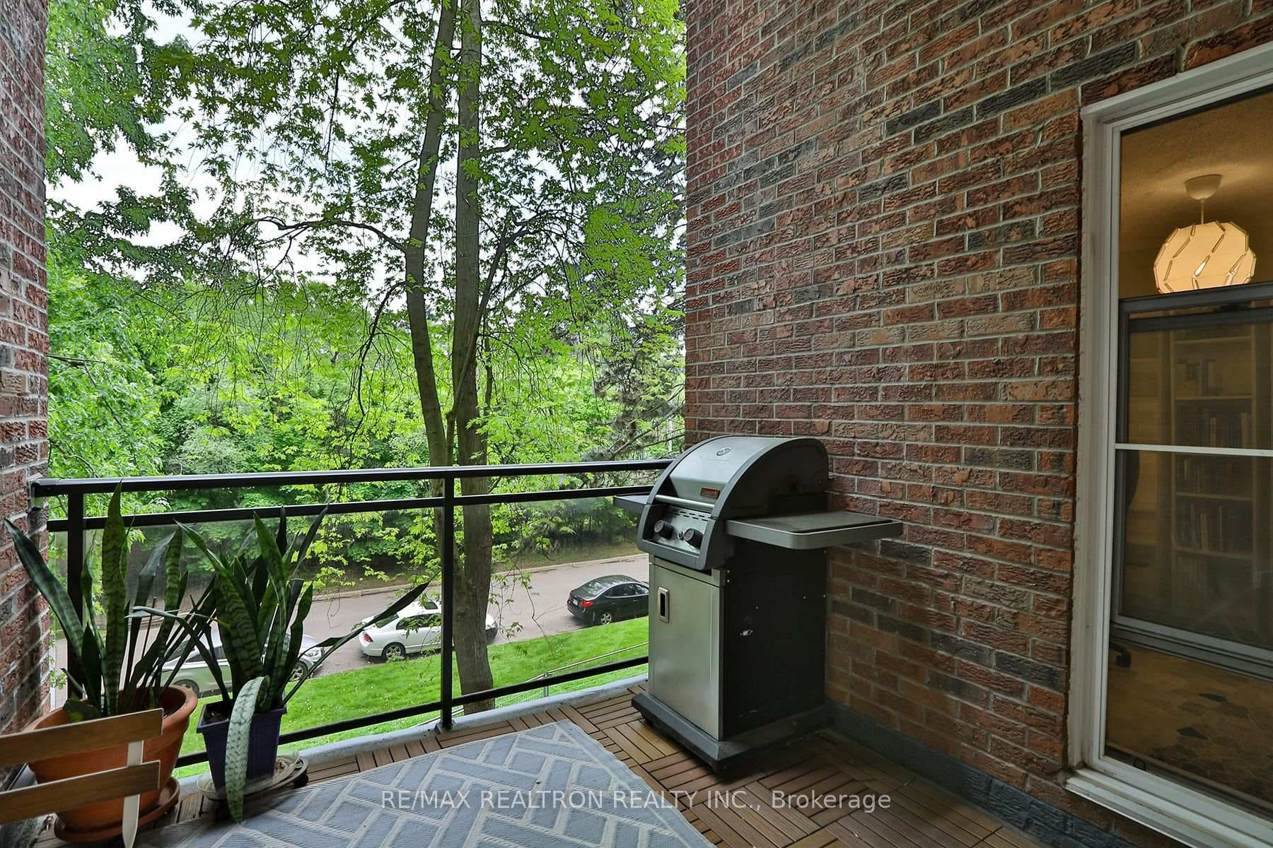 16 Elgin Street Unit 242 photo 12