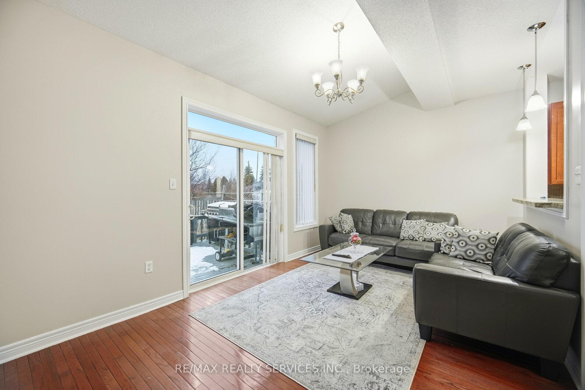 31 Seahorse Avenue photo 16