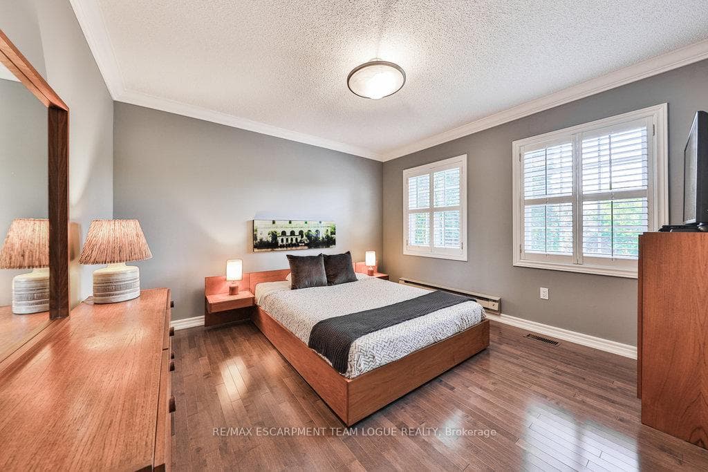 2024 Peak Place photo 26