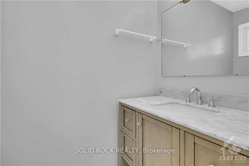 Powder room