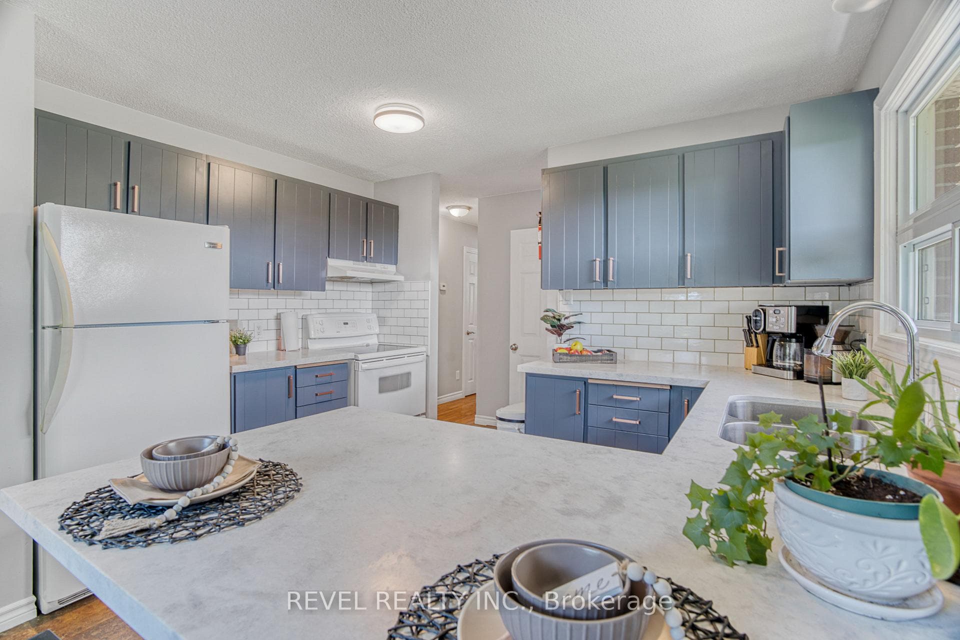 538 Settlers Road photo 9