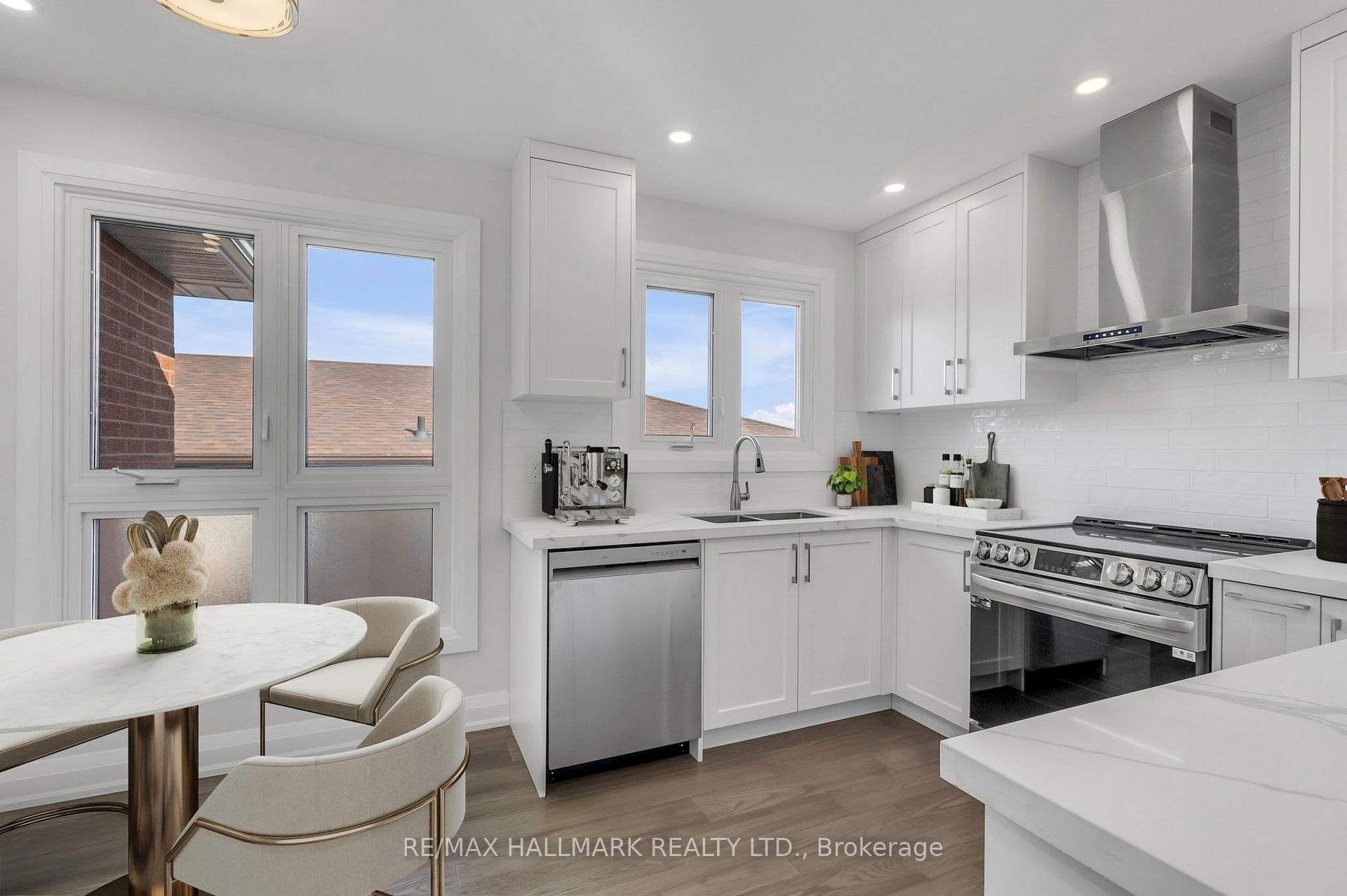 4281 Creeks End photo 8