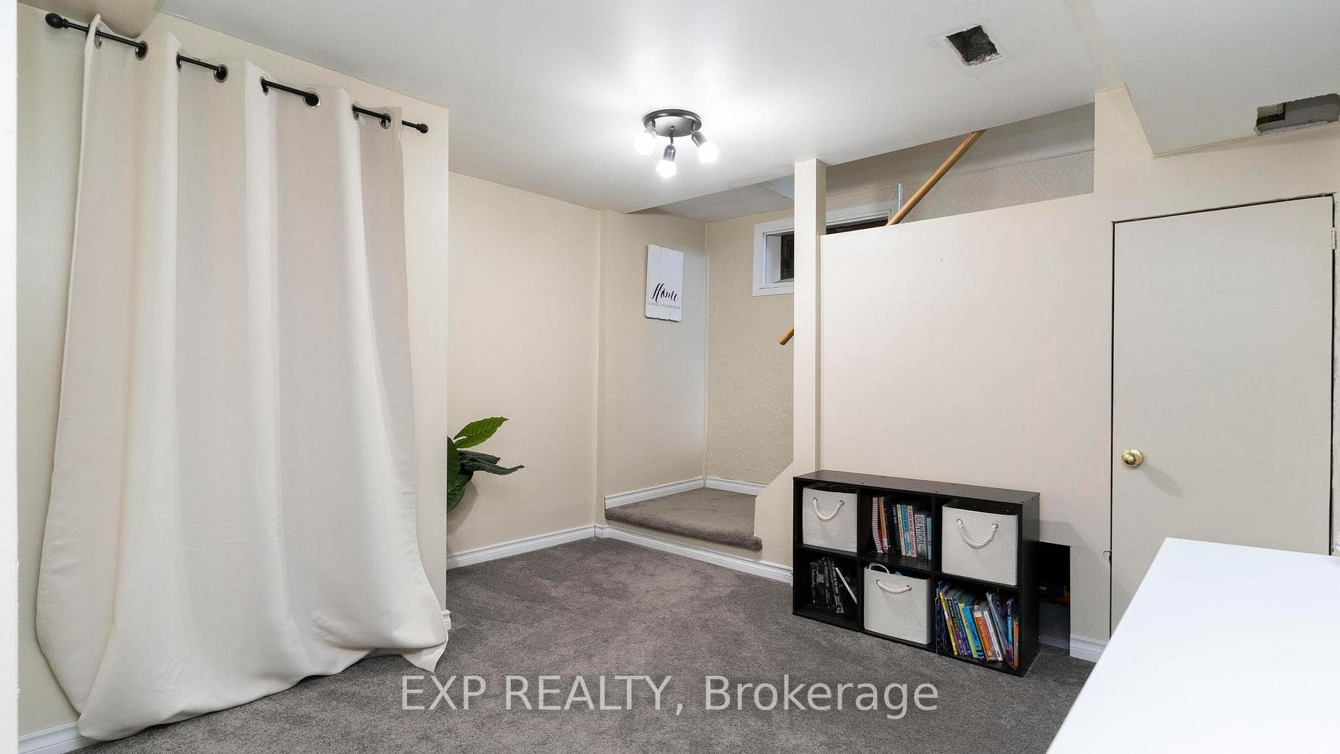 129 Burnside Drive photo 23