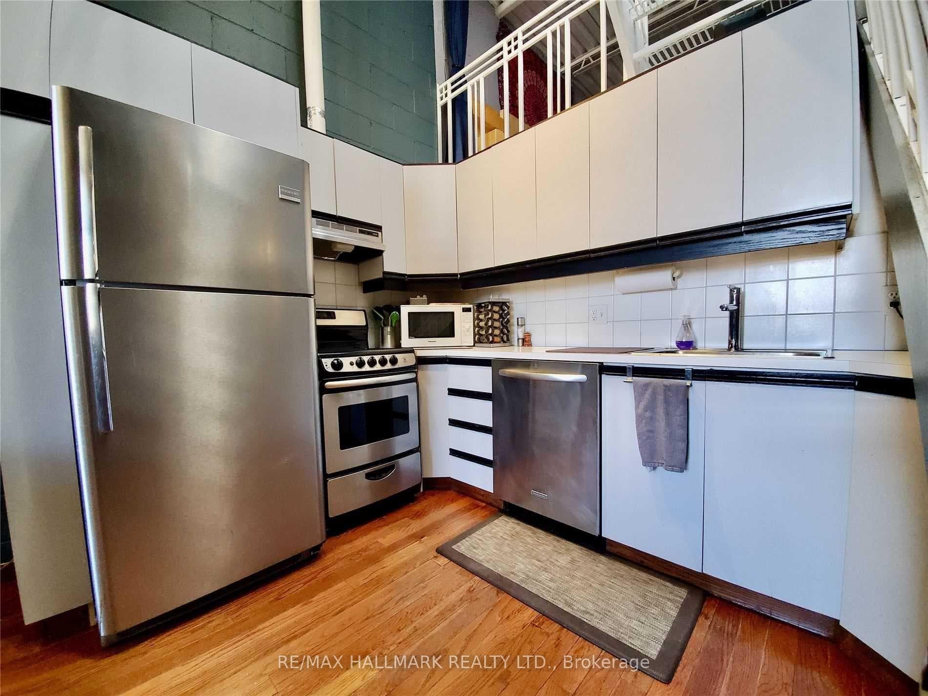 99 Coleman Avenue Unit 204 photo 6