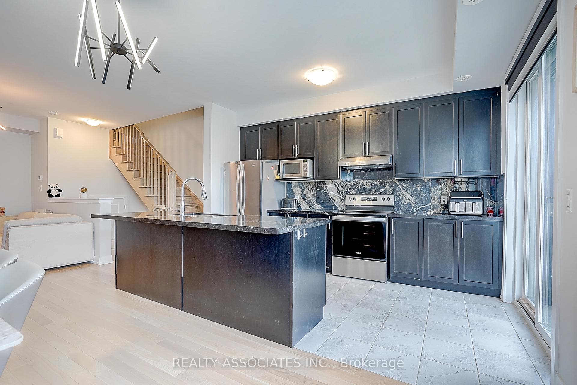 4 Gilbert Wright Avenue photo 10