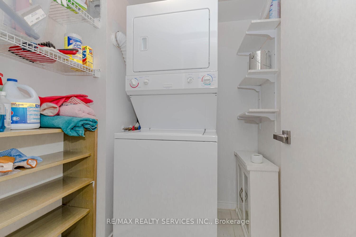 155 Hillcrest Avenue Unit 2014 photo 30