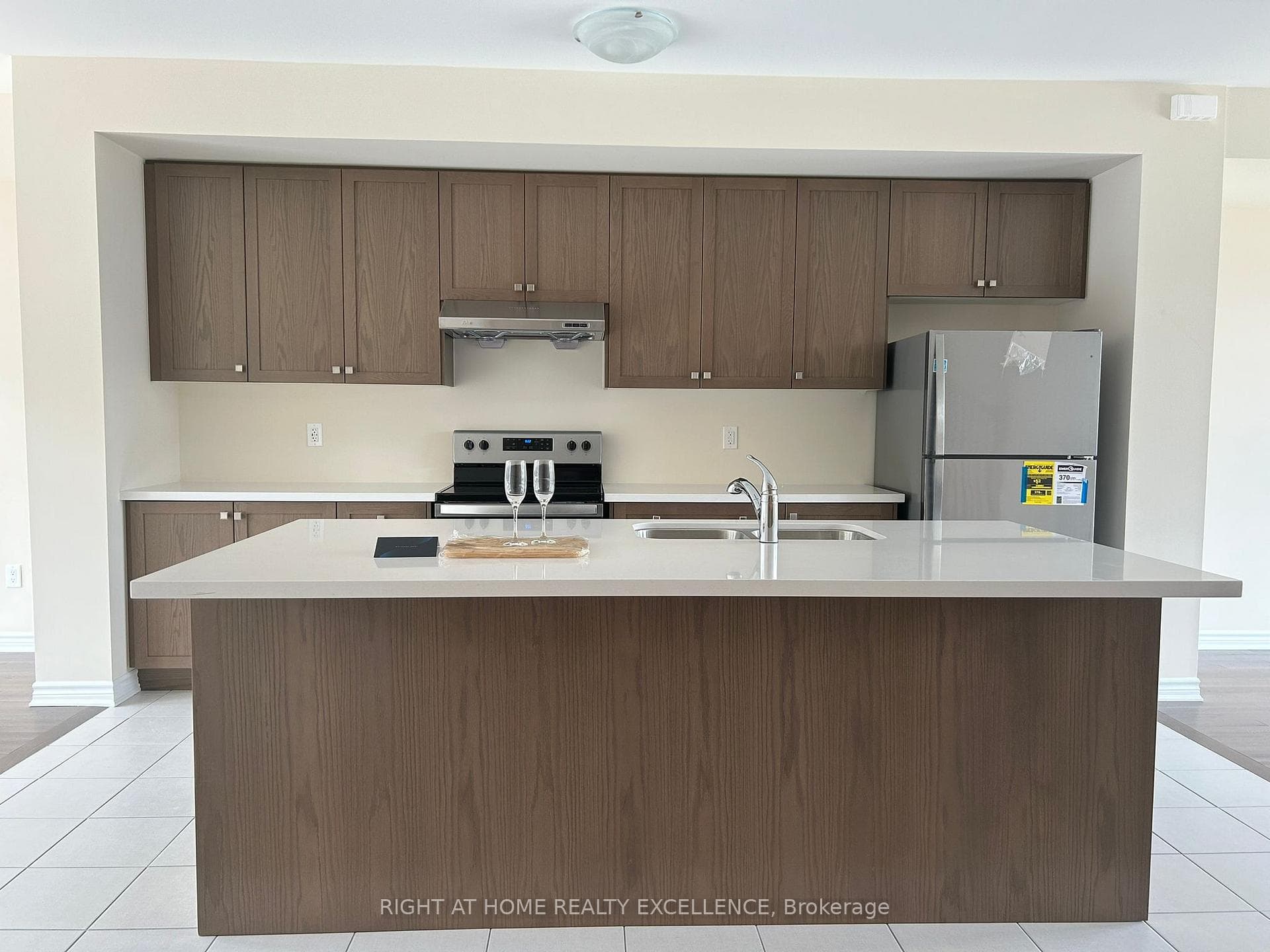 18 McCormack Road photo 1