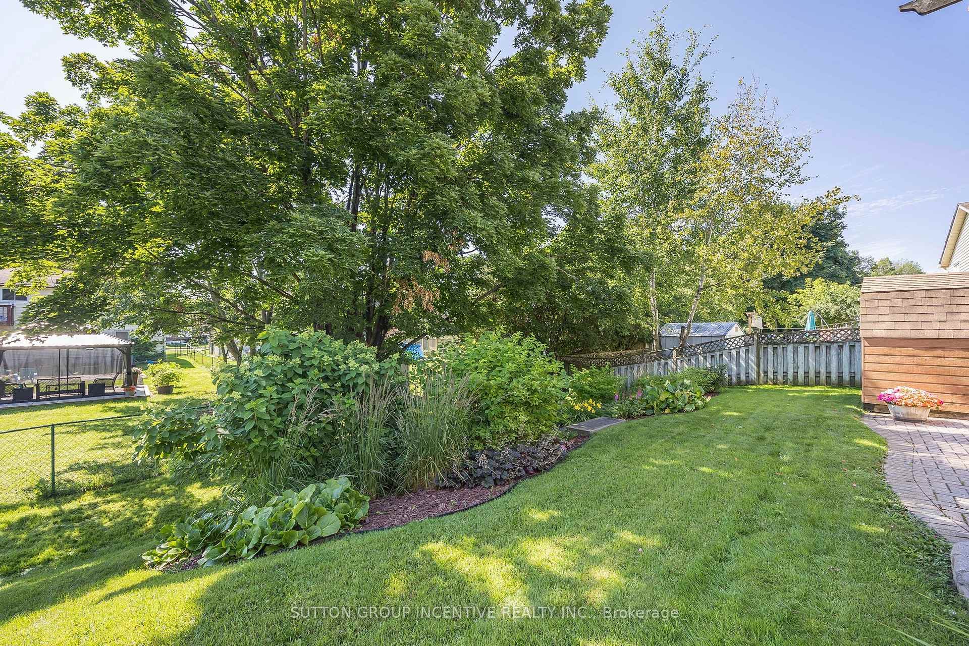 207 Shannon Street photo 25