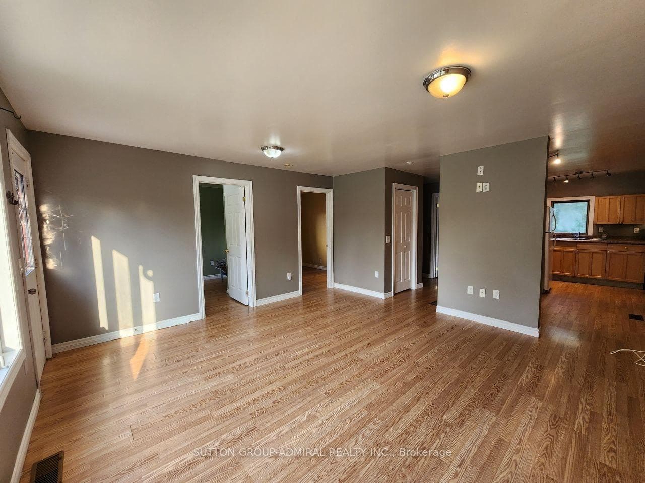 141 Silas Boulevard photo 9