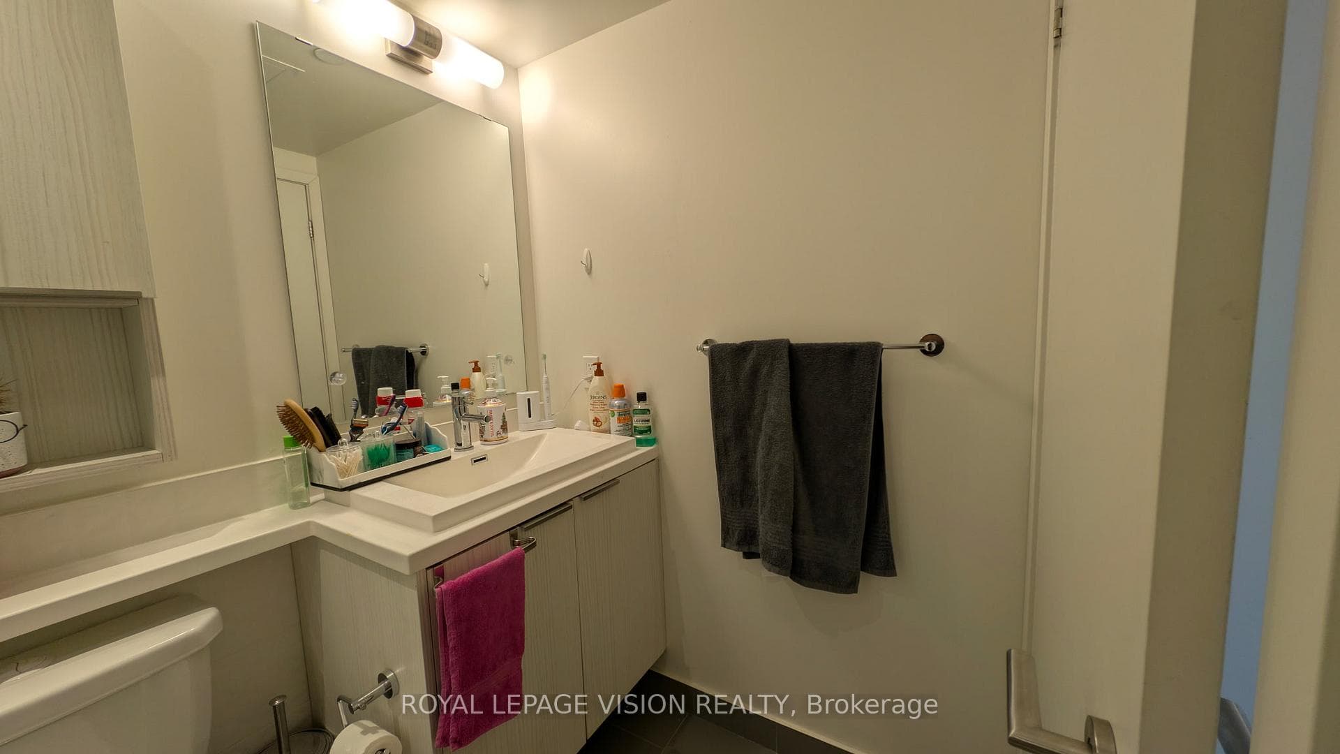 2 Sonic Way Unit 2810 photo 14