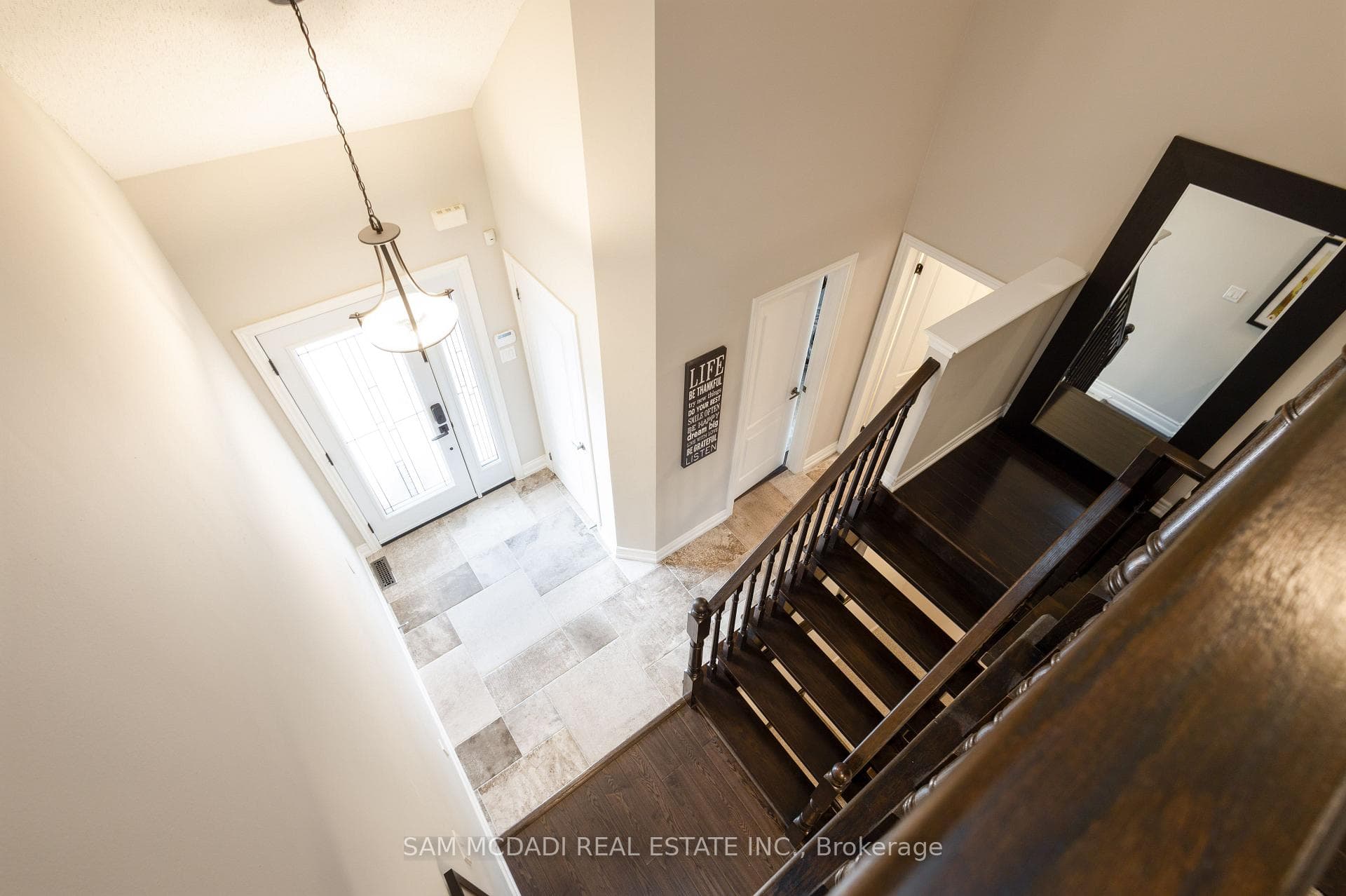 7 Muzzo Drive photo 19