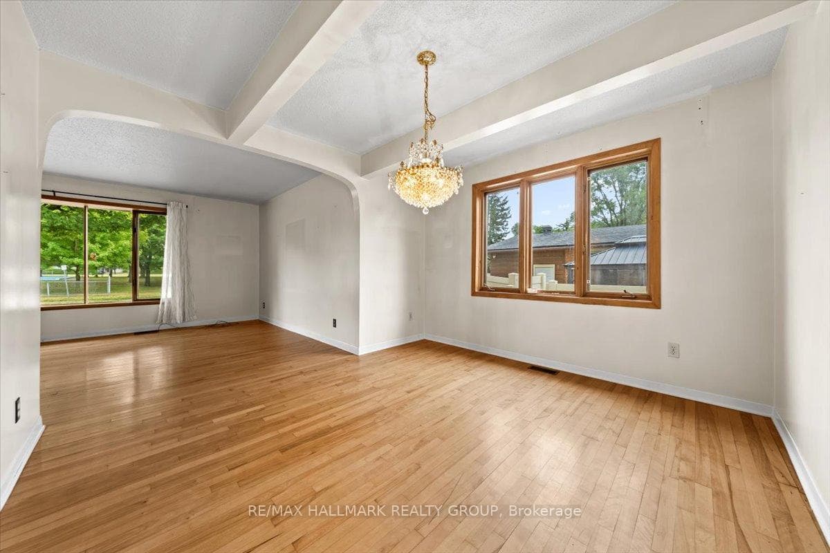 2140 Tawney Road photo 9