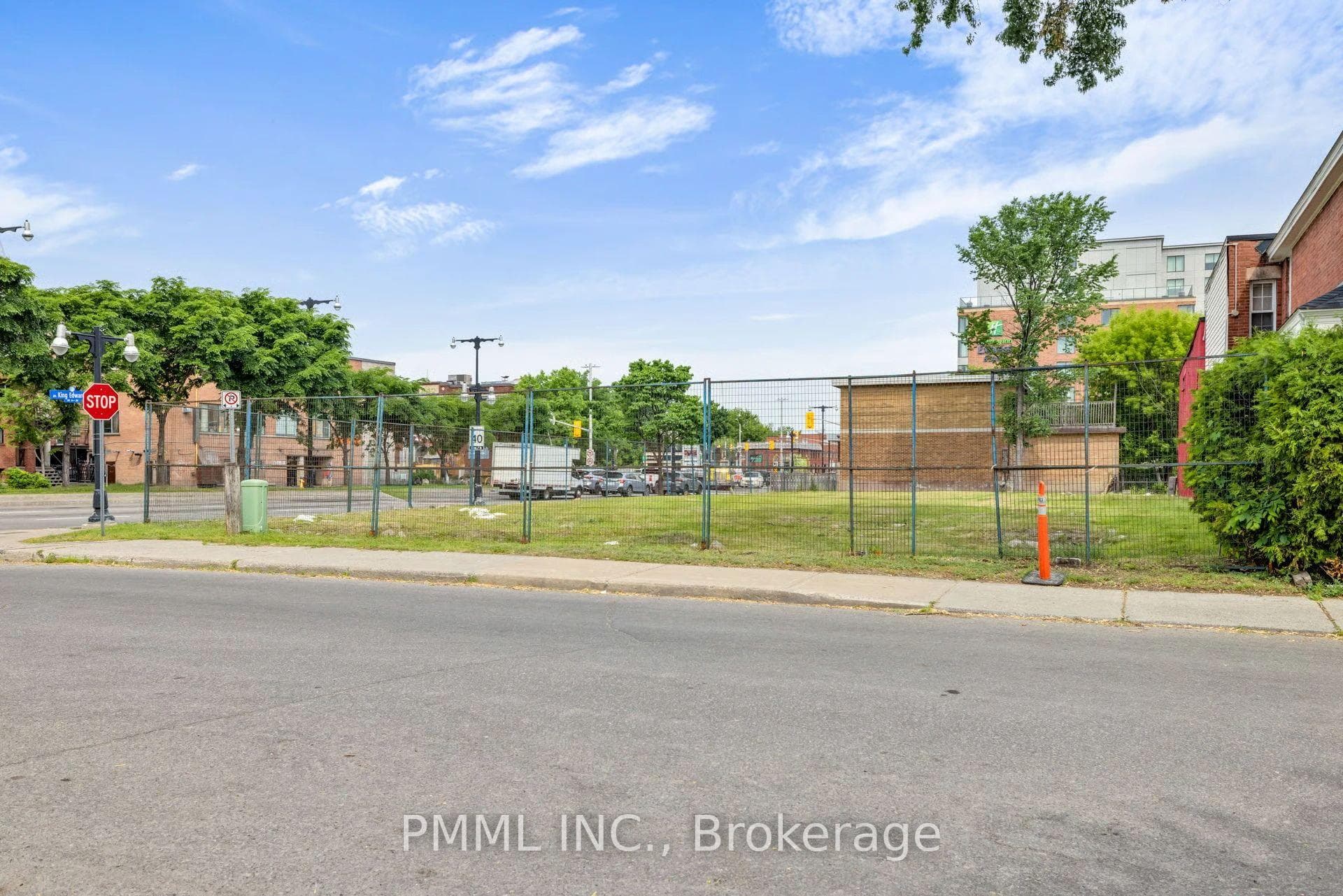 275 King Edward Avenue photo 18