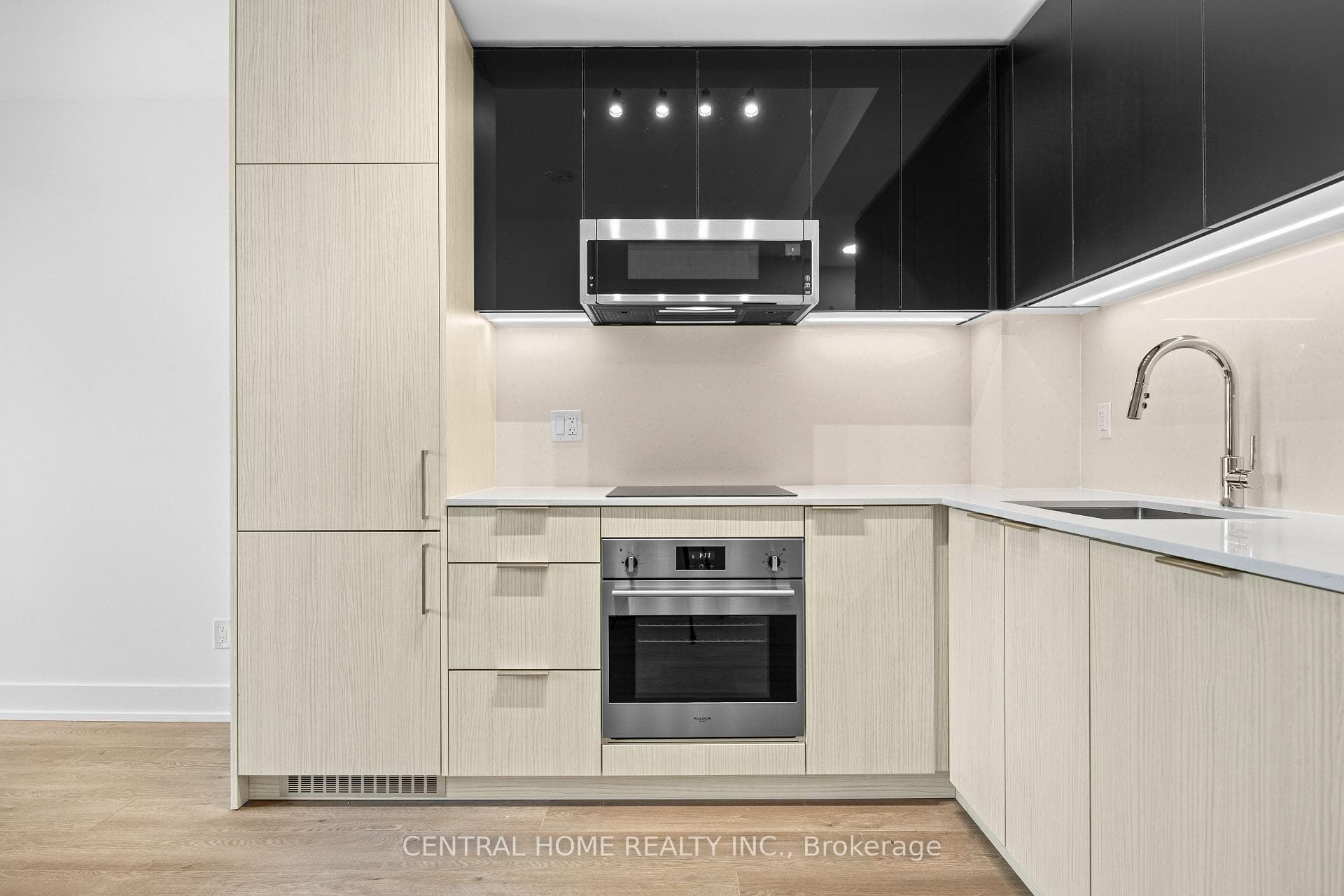 308 Jarvis Street Unit 1207 photo 8
