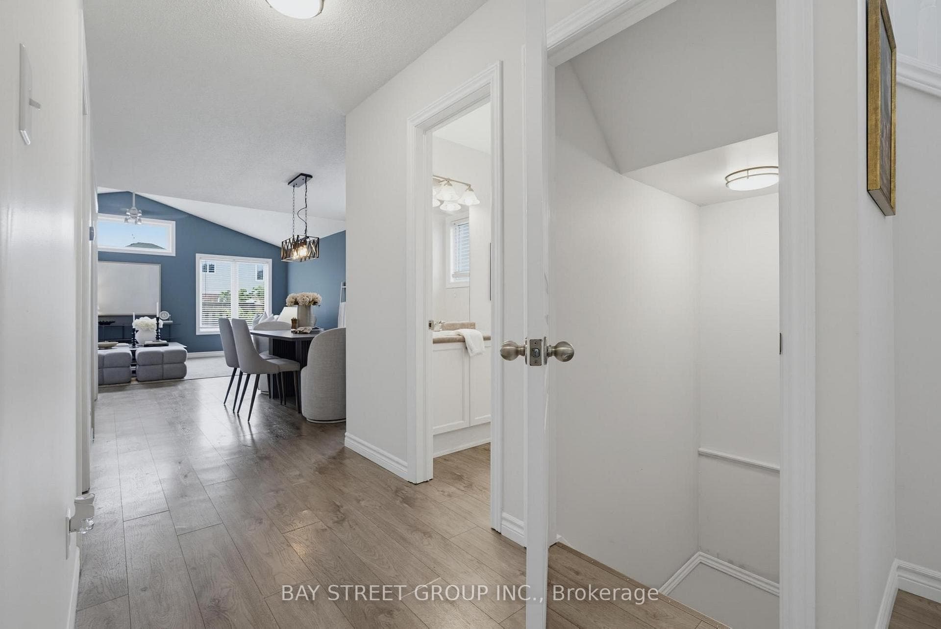 213 HAWTHORNE Road photo 19