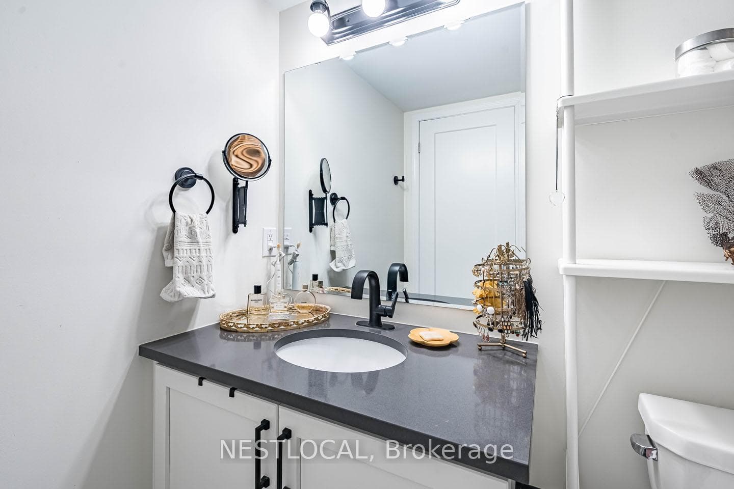 1085 Danforth Road Unit 206 photo 29