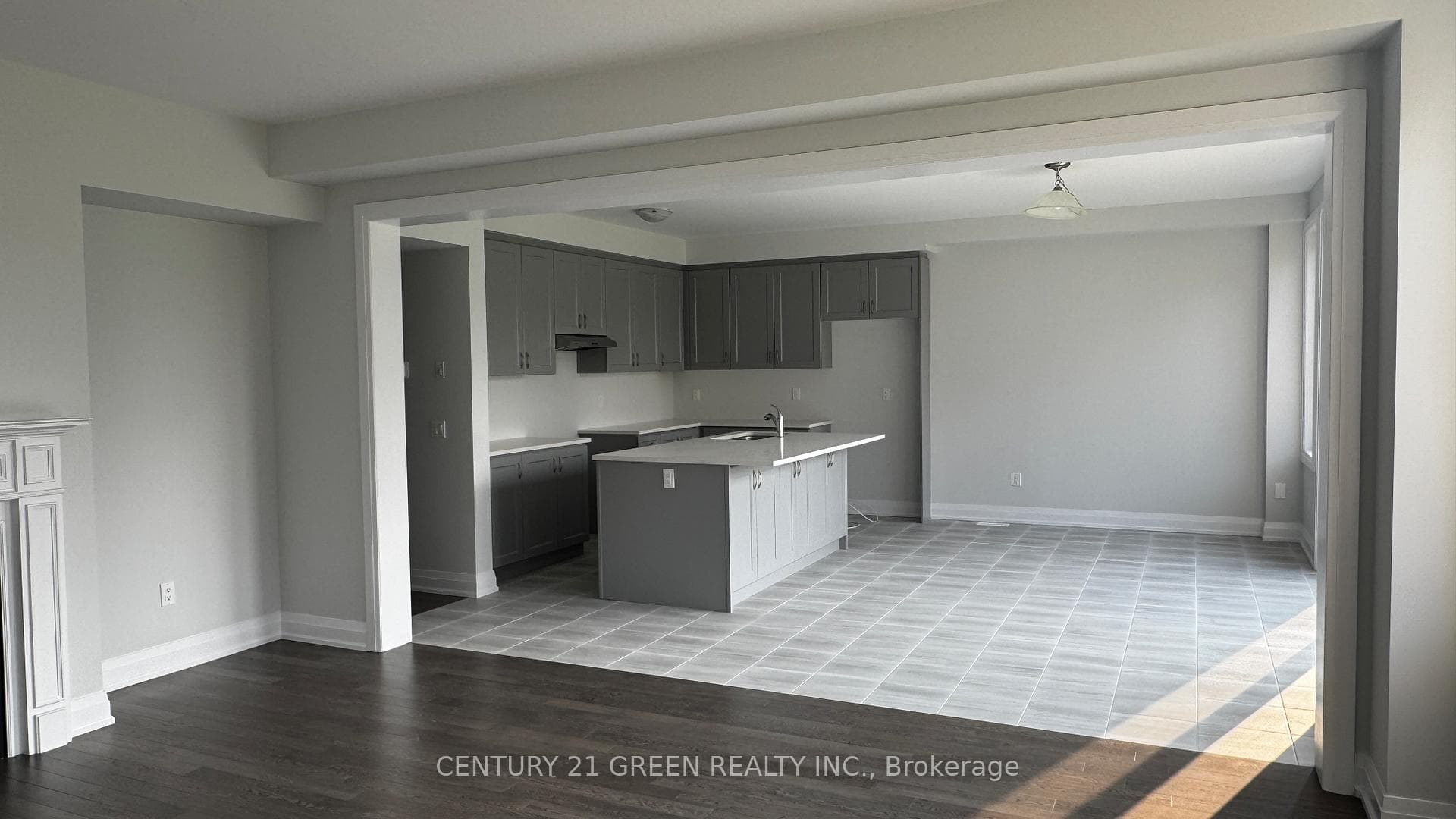 1483 Upper Thames Drive photo 12