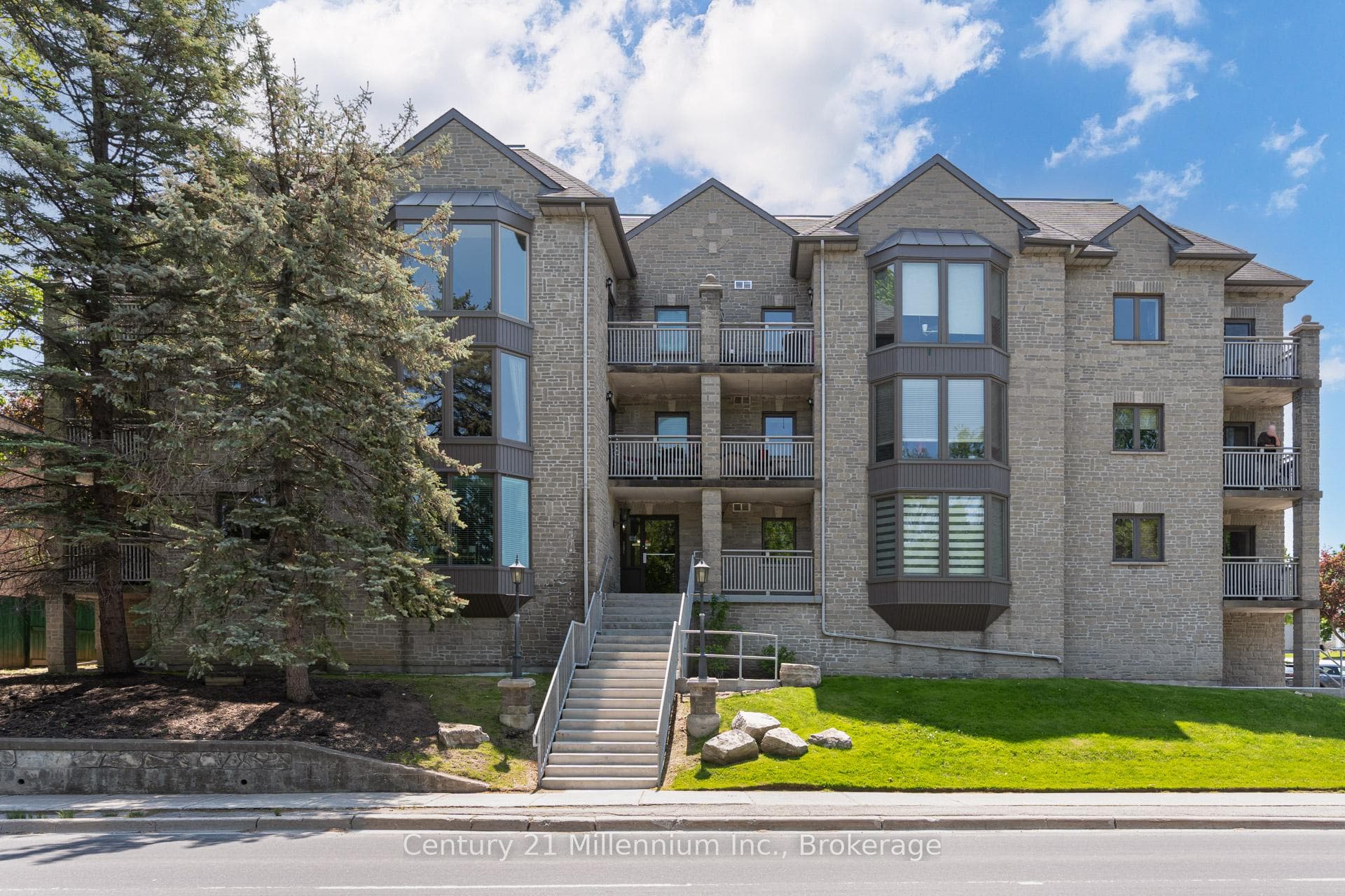 21 George Street Unit 204 photo 1