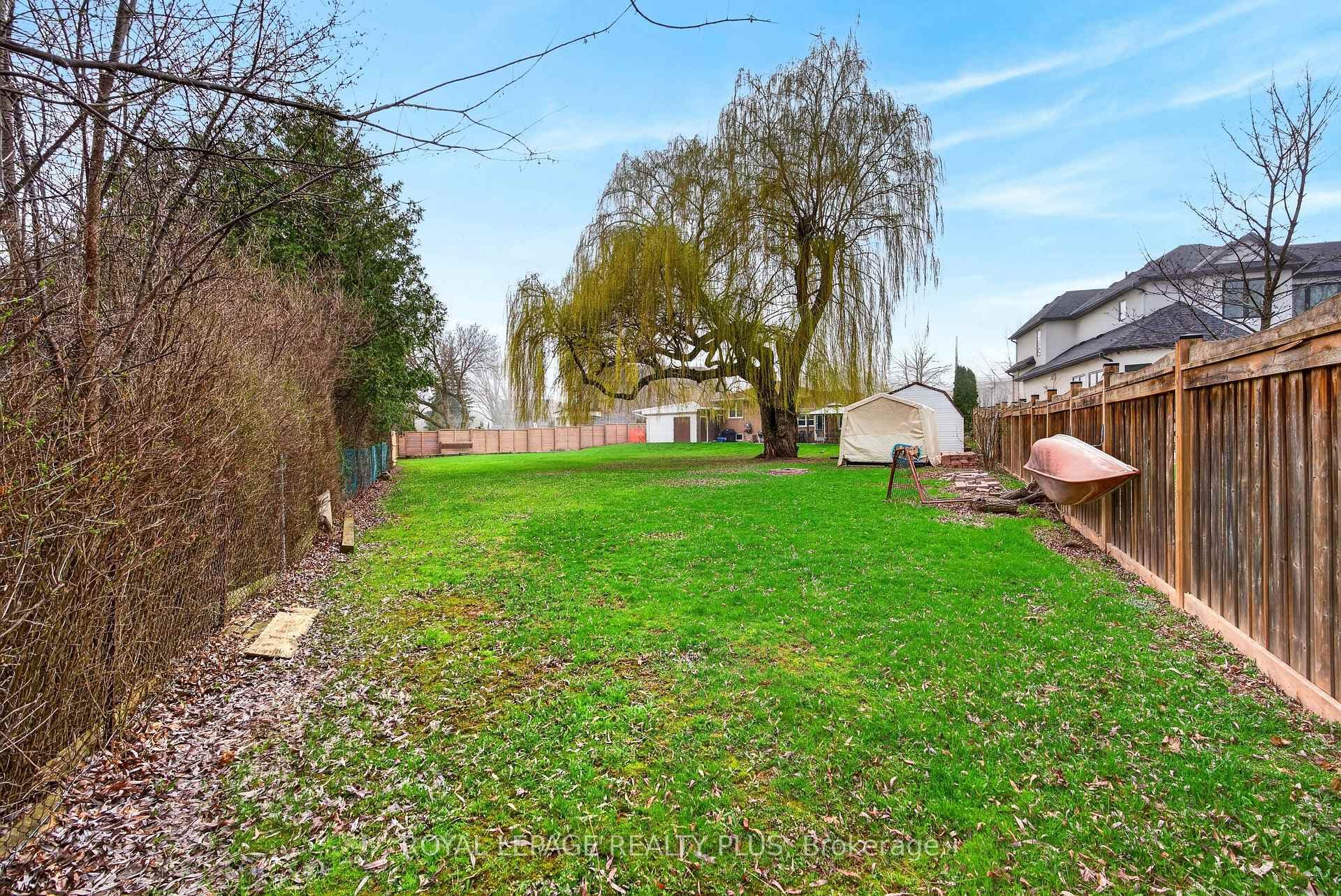 1332 Stanbury Road photo 48
