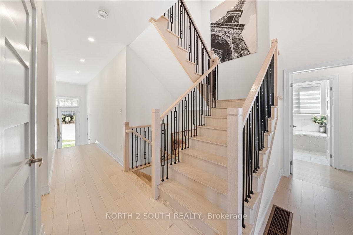 118 Berkely Street photo 22