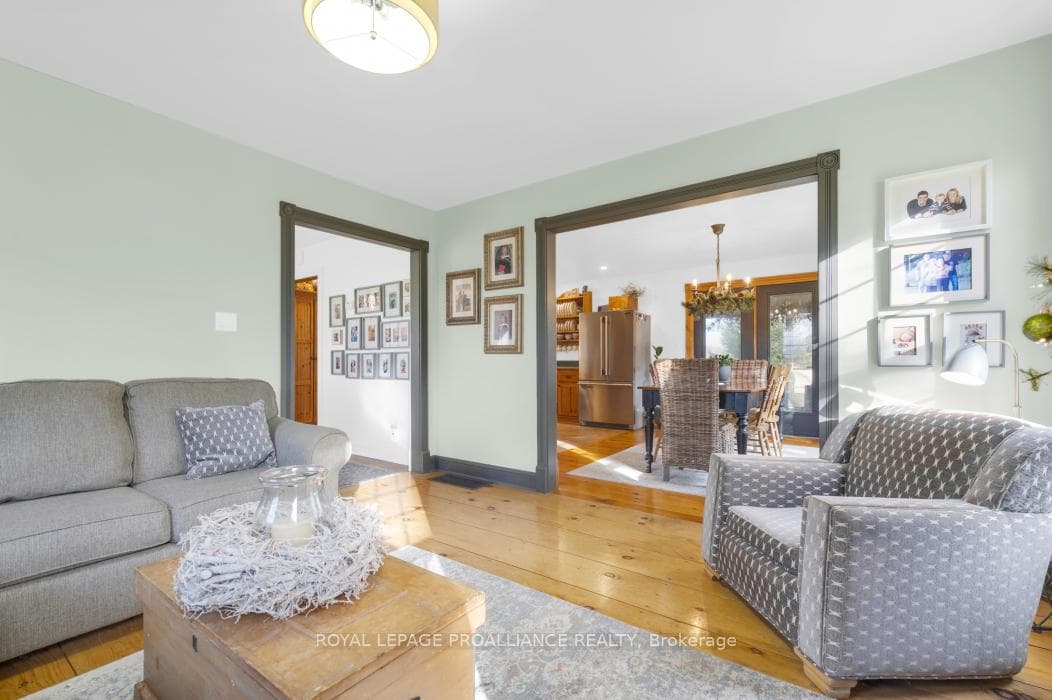 136 Cole Road photo 10
