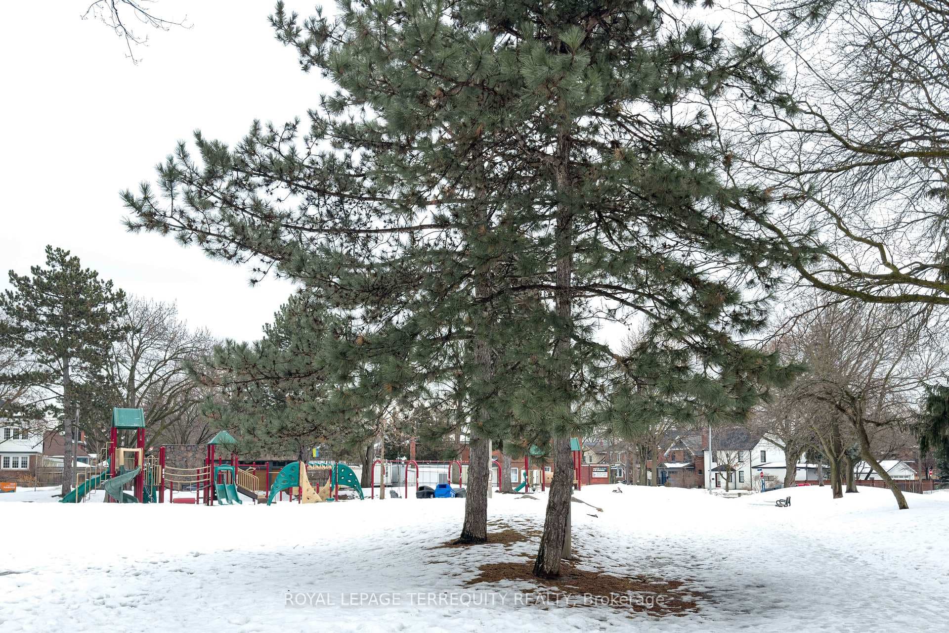 Elm Park in Charming Weston Village!