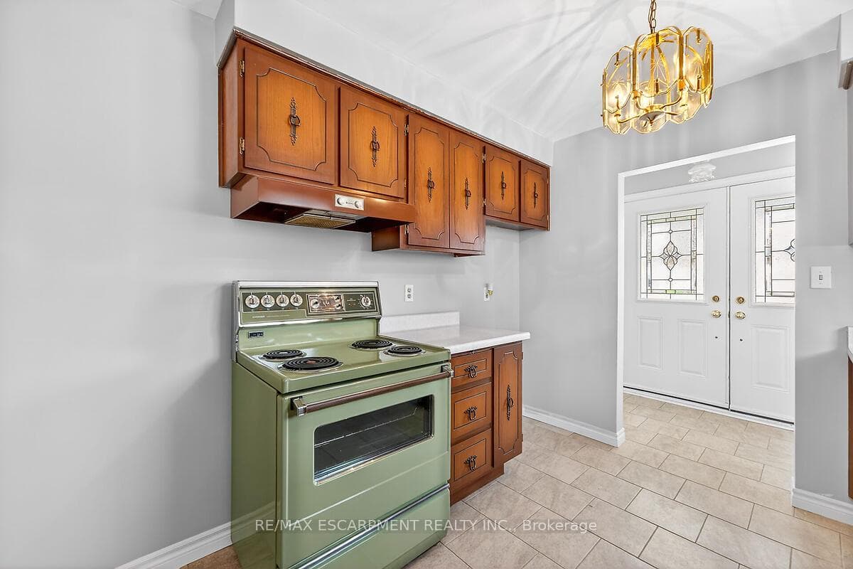 35 Rangeview Court photo 14