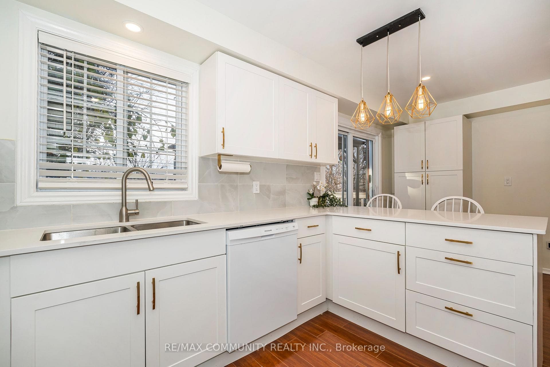 70 Tams Drive photo 9