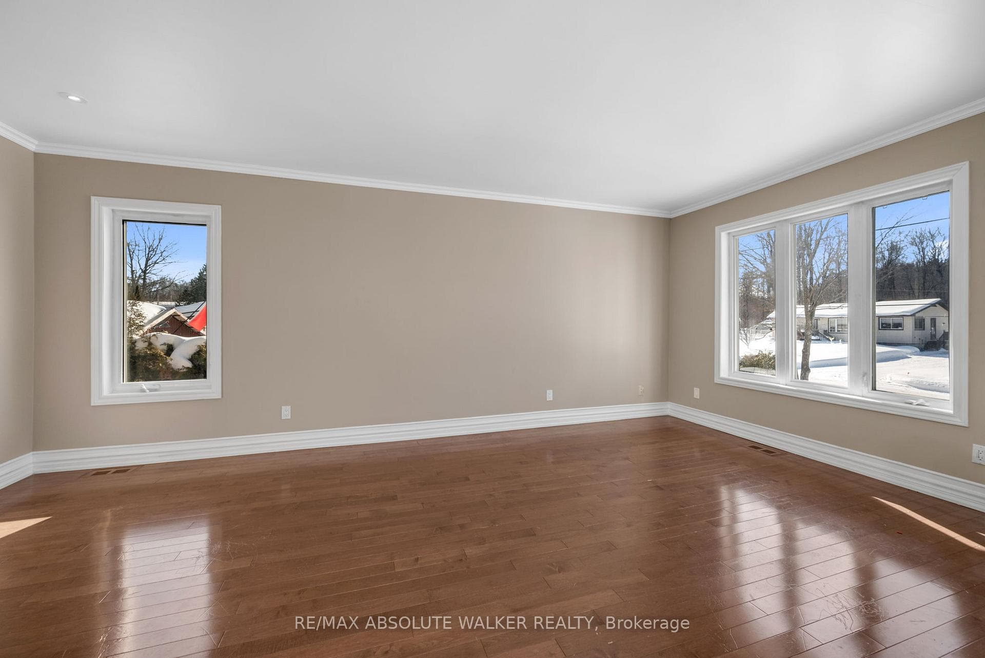 1095 Morin Road photo 5