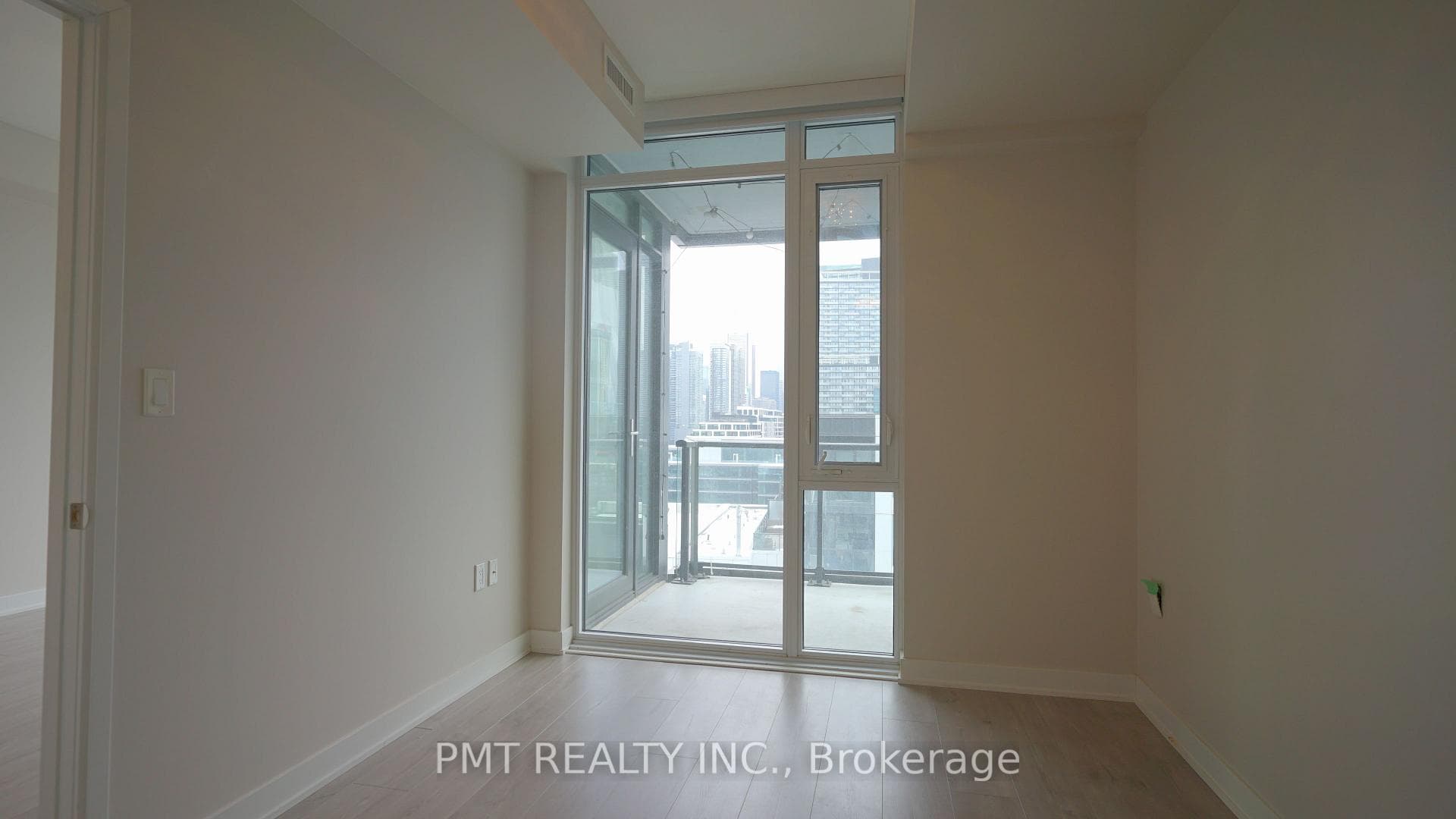 27 Bathurst Street Unit 1712 photo 14