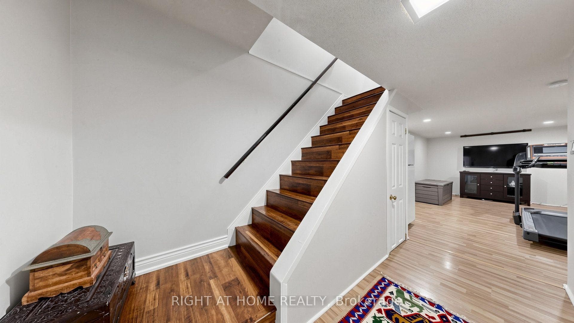 4 Harper Way photo 24