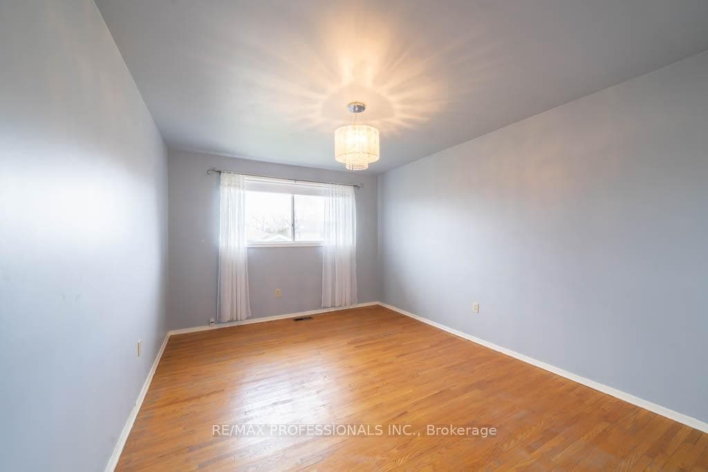 13 Baraniuk Street Unit Upper photo 13