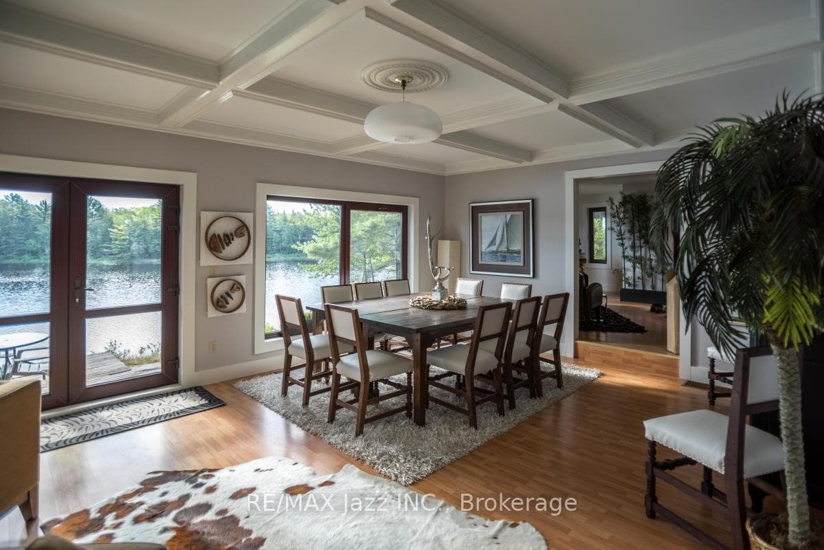 1314 Shebeshekong Road photo 10