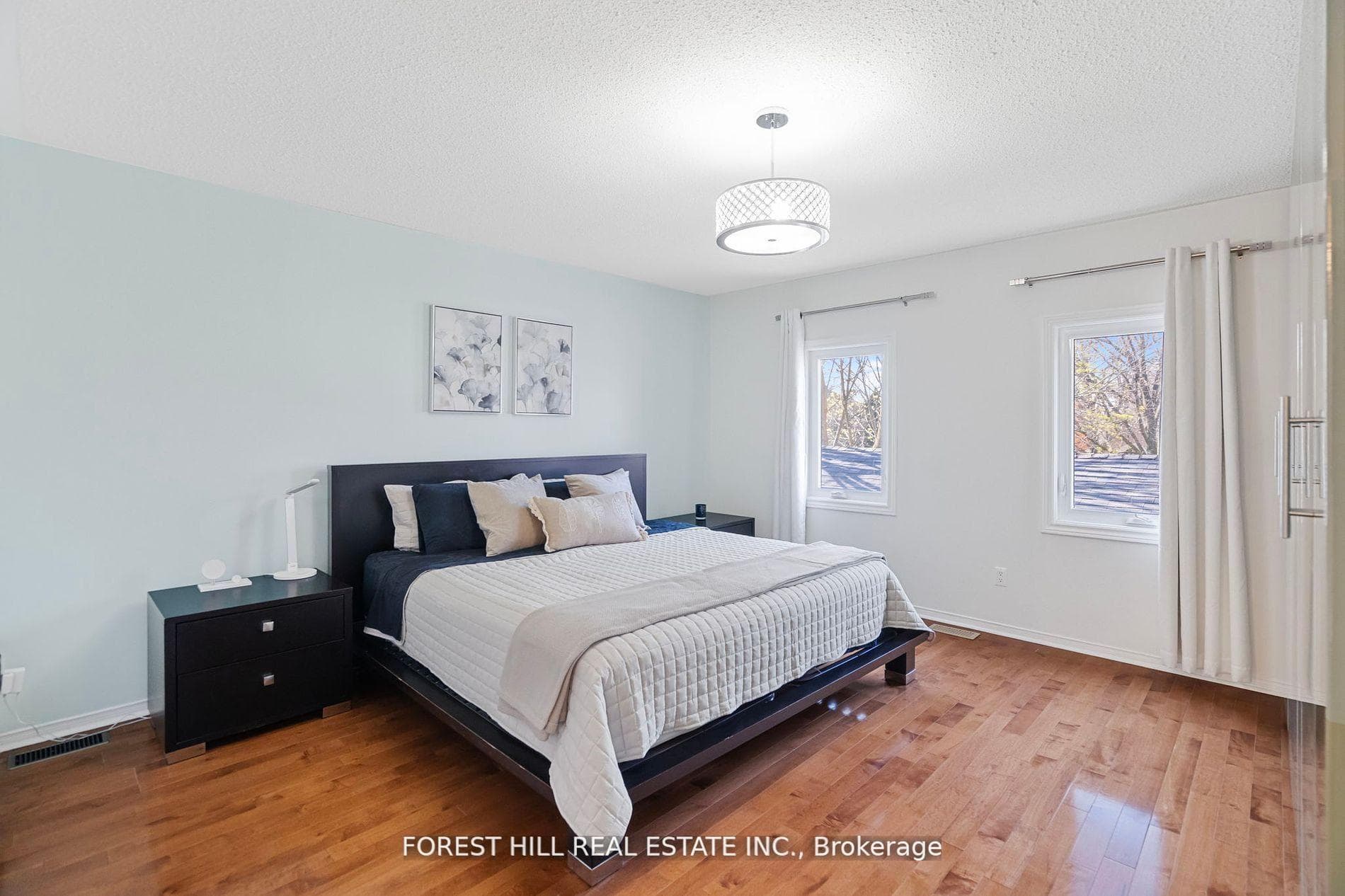 82 White Lodge Crescent photo 12