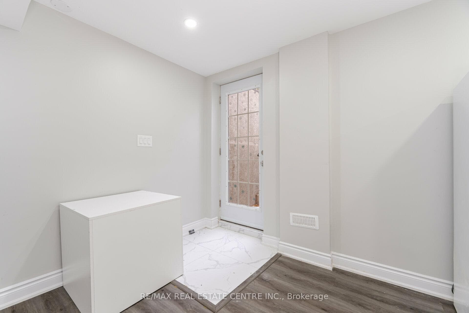 6 Pressed Brick Drive photo 38