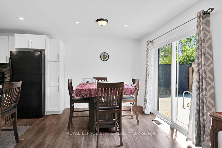 67 Cameron Avenue photo 13