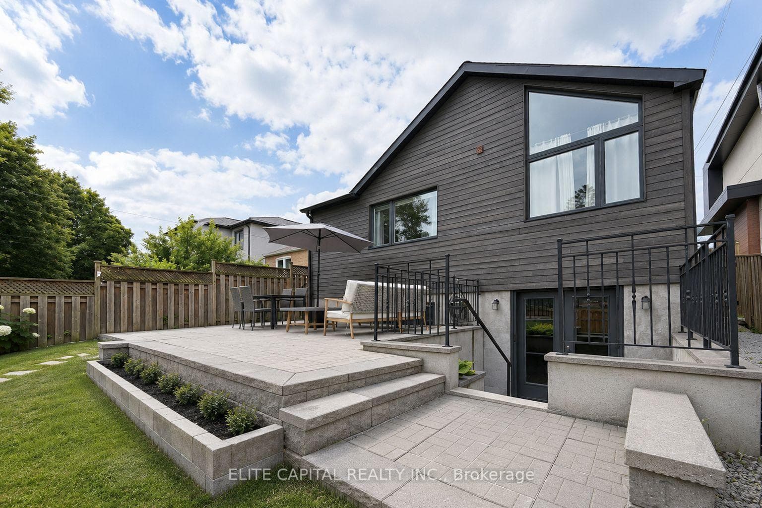 171 Canlish Road photo 28