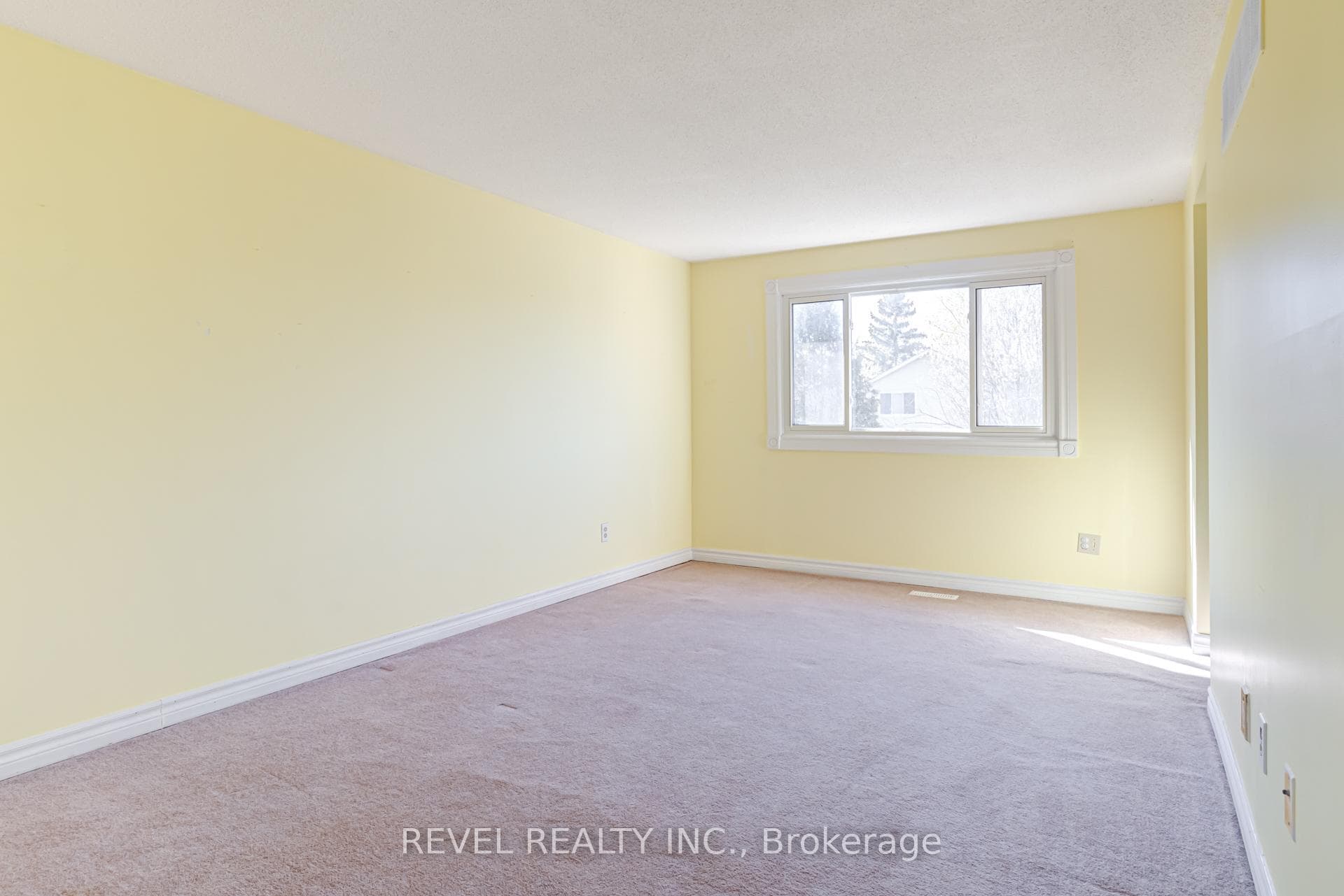 3157 Mccarron Crescent photo 9