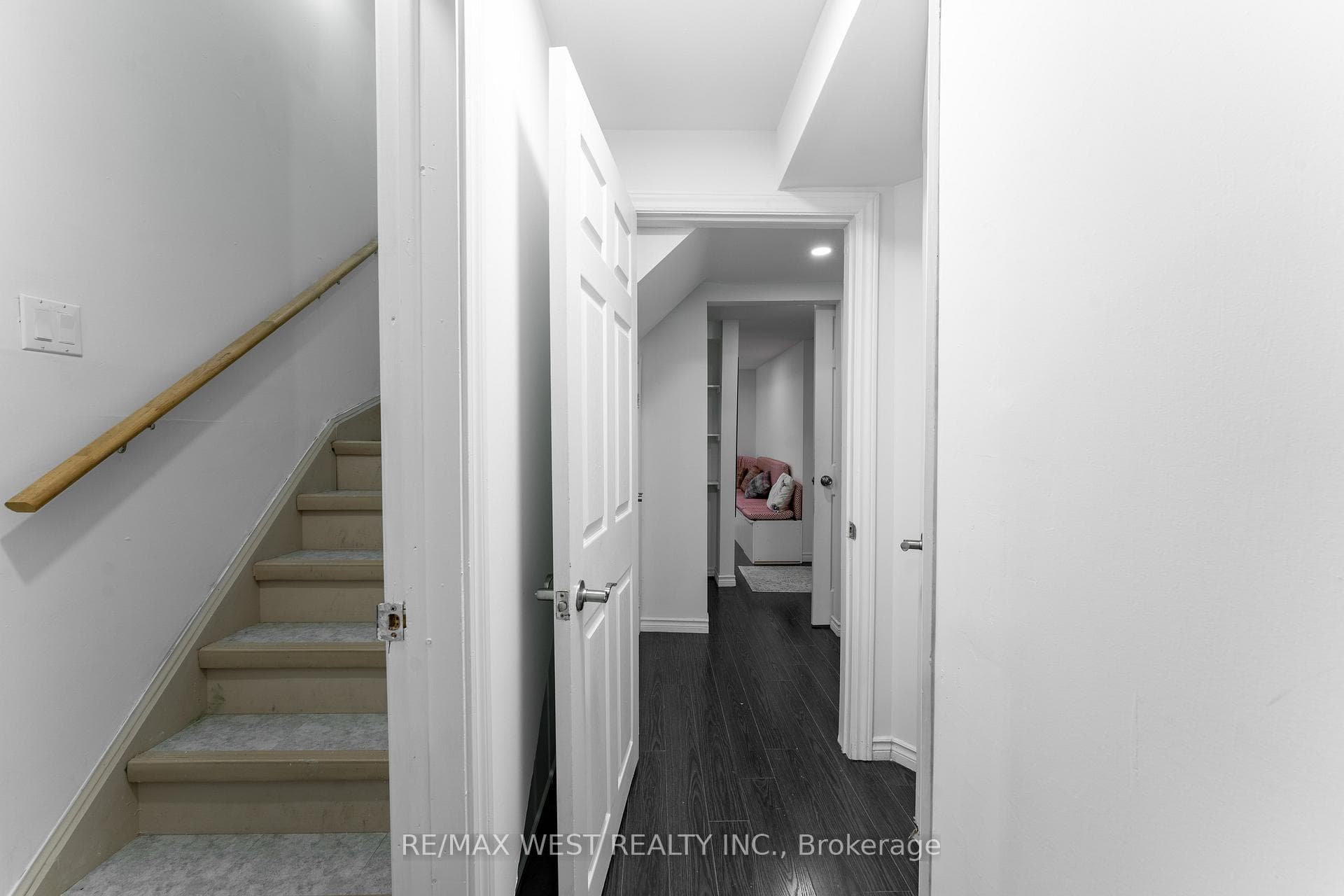 721 Acadia Drive photo 21