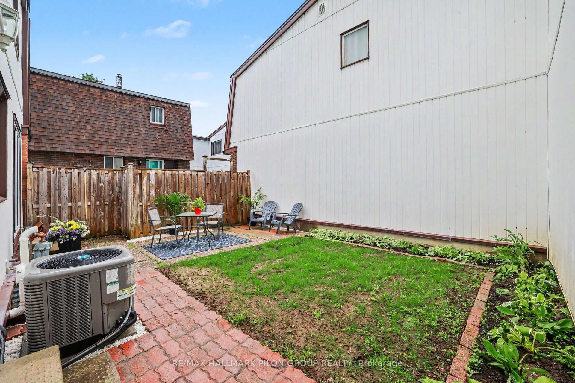 2210 Loyola Avenue Unit 70 photo 20