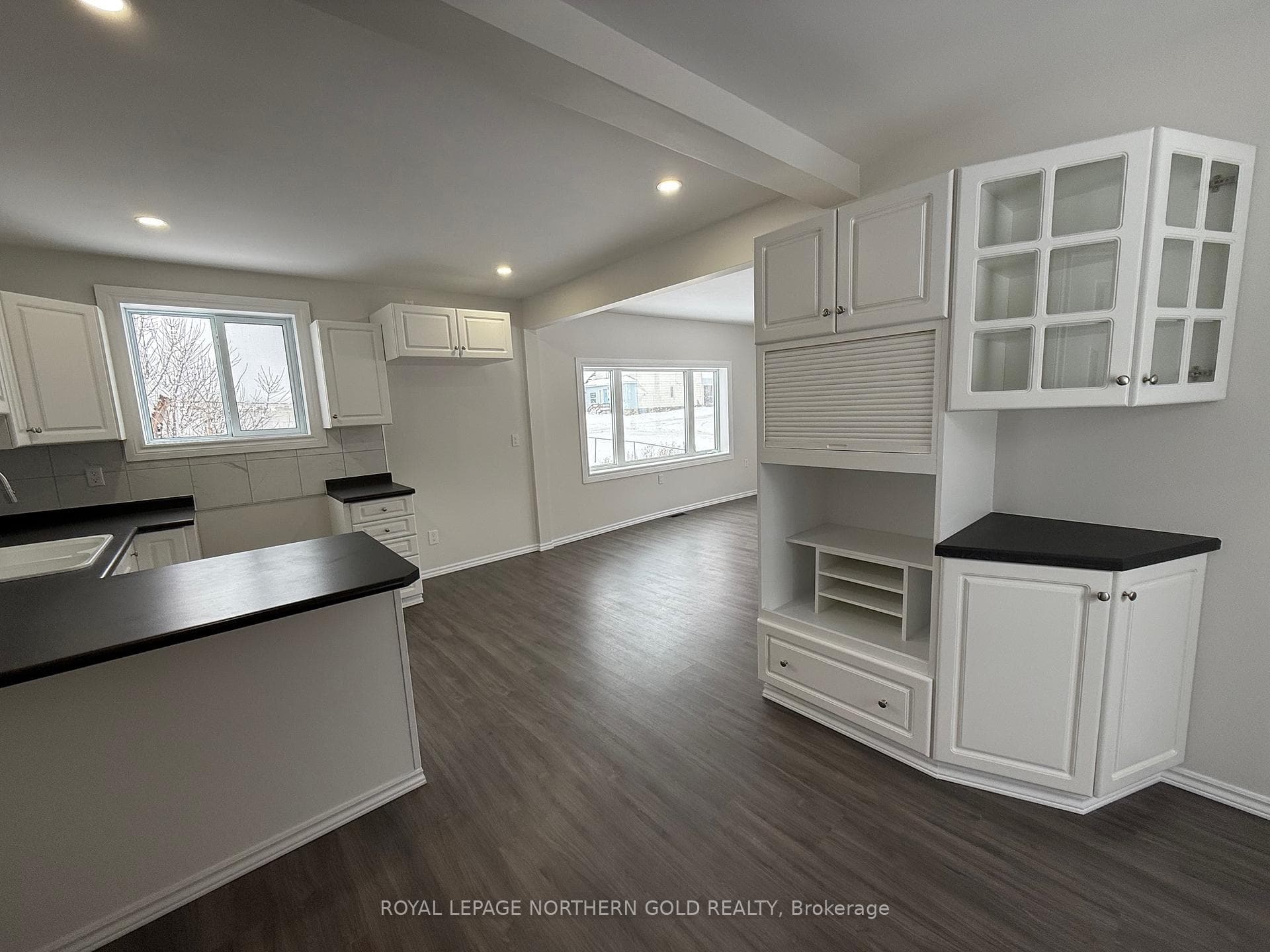 40 McKelvie Avenue photo 5
