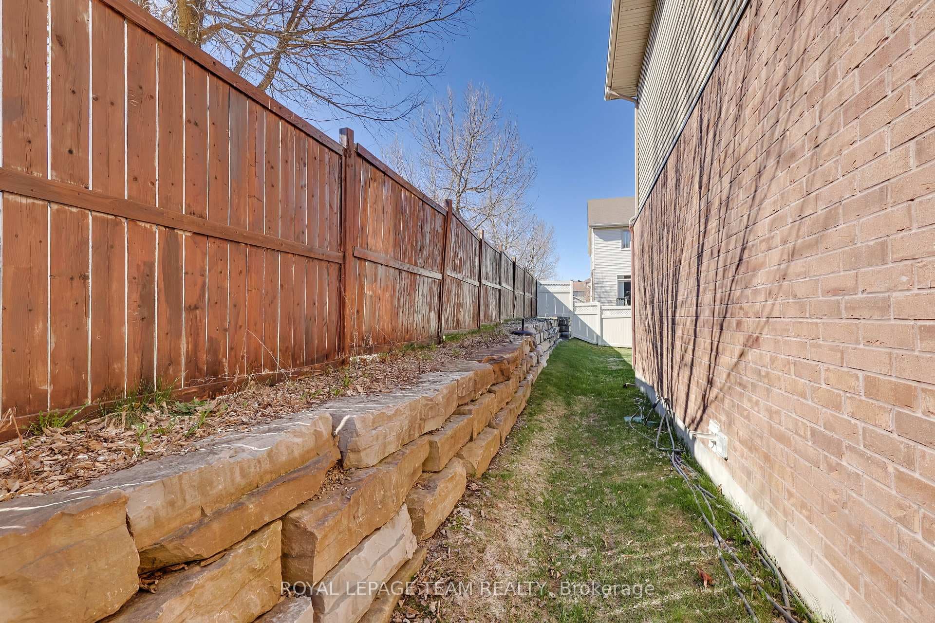 600 Miro Way photo 37