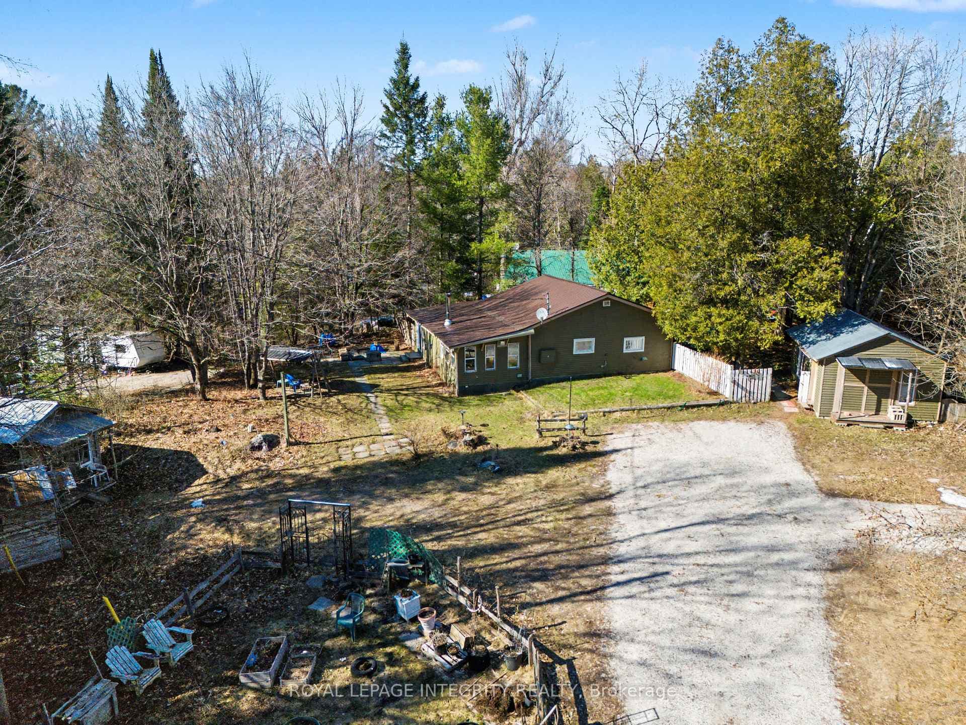 176 Clyde Lane photo 1