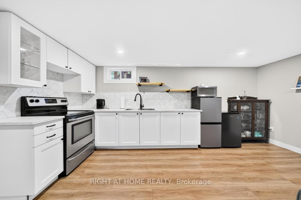 7 Wallis Avenue photo 29